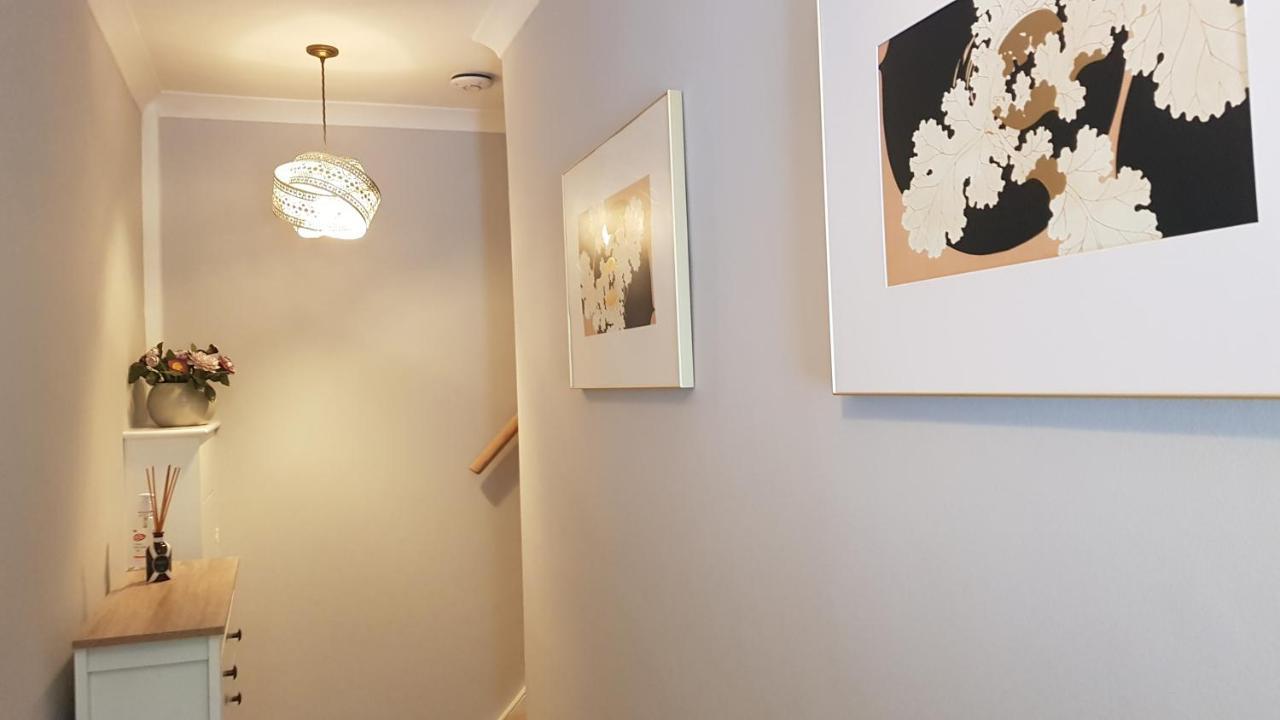 The Green Views Apartment Families, Tourists, Professionals Maidenhead Exterior photo